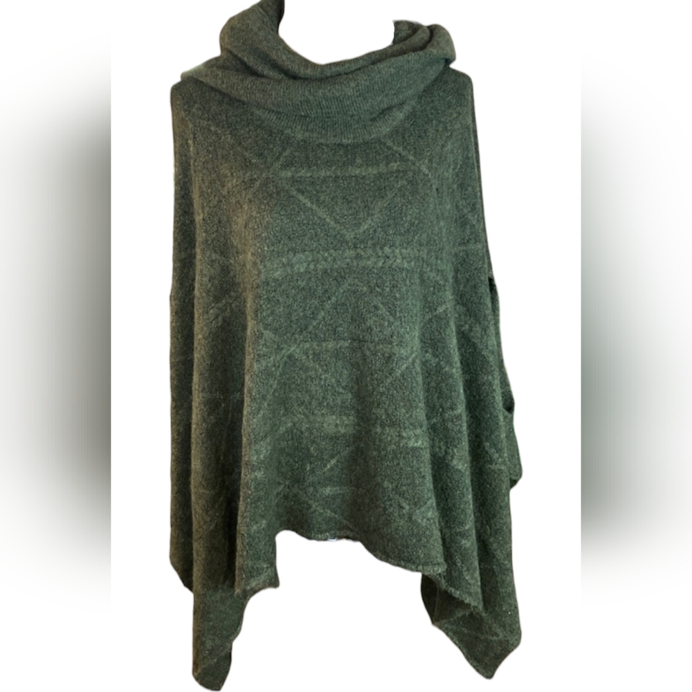 NWT Cost Plus World Market sweater poncho